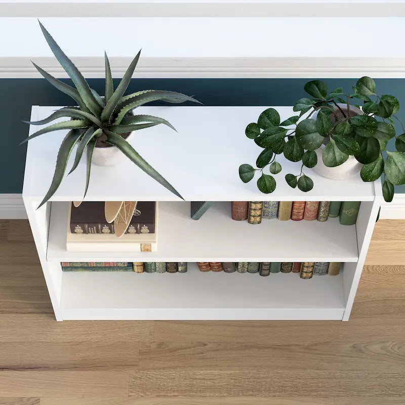 Petite bibliothèque de rangement universelle à 2 étagères de Bush Furniture