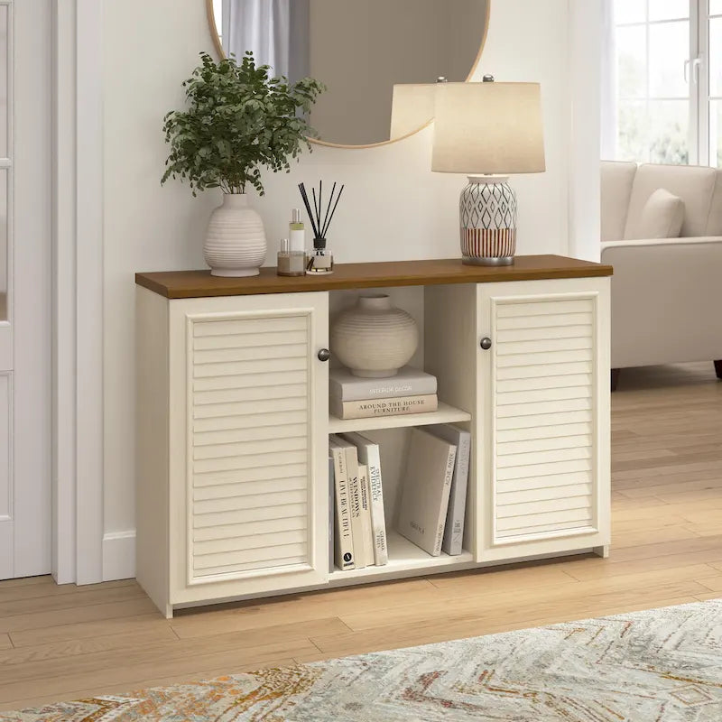 Meuble d'appoint Fairview Bush Furniture avec portes et étagères