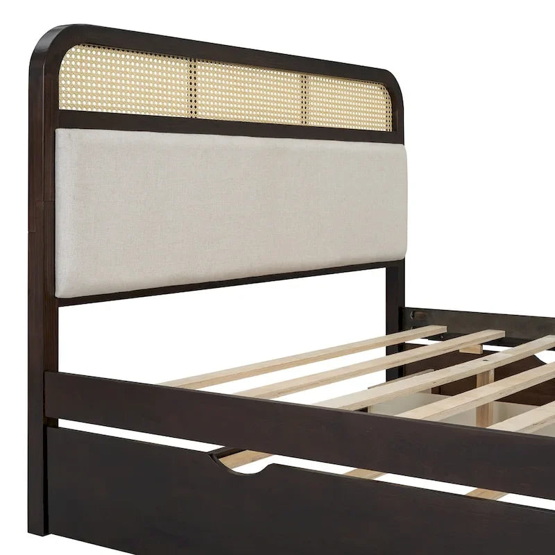 Lit plateforme en bois rotin bohème Queen avec tête de lit en bois, lit gigogne et 2 tiroirs de rangement