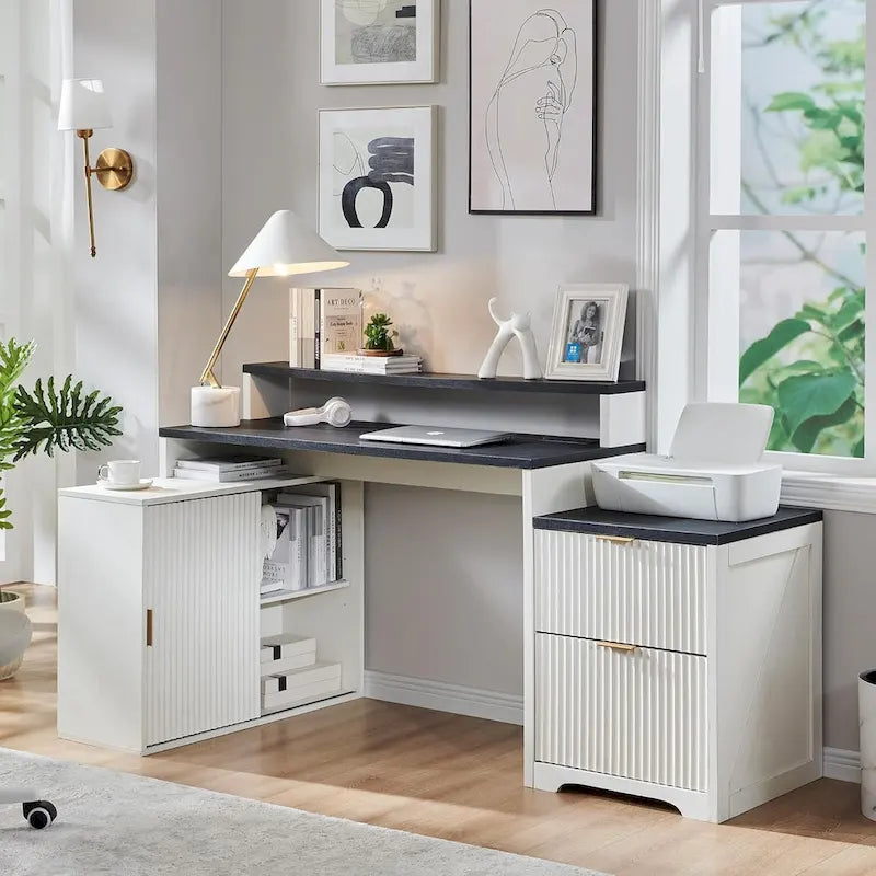 Bureau d'angle moderne en L de 67 pouces, bureau d'ordinateur de maison en bois avec station de charge