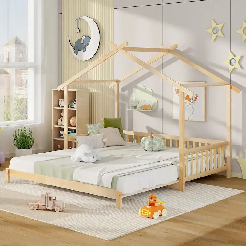 Gymax Lit cabane en bois, taille double à très grand lit avec barrières de sécurité et décors