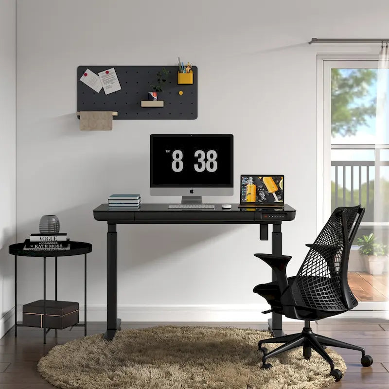 KOWO Bureau électrique debout en verre de 48 pouces avec plateau en verre trempé, poste de travail assis-debout réglable en hauteur pour bureau moderne