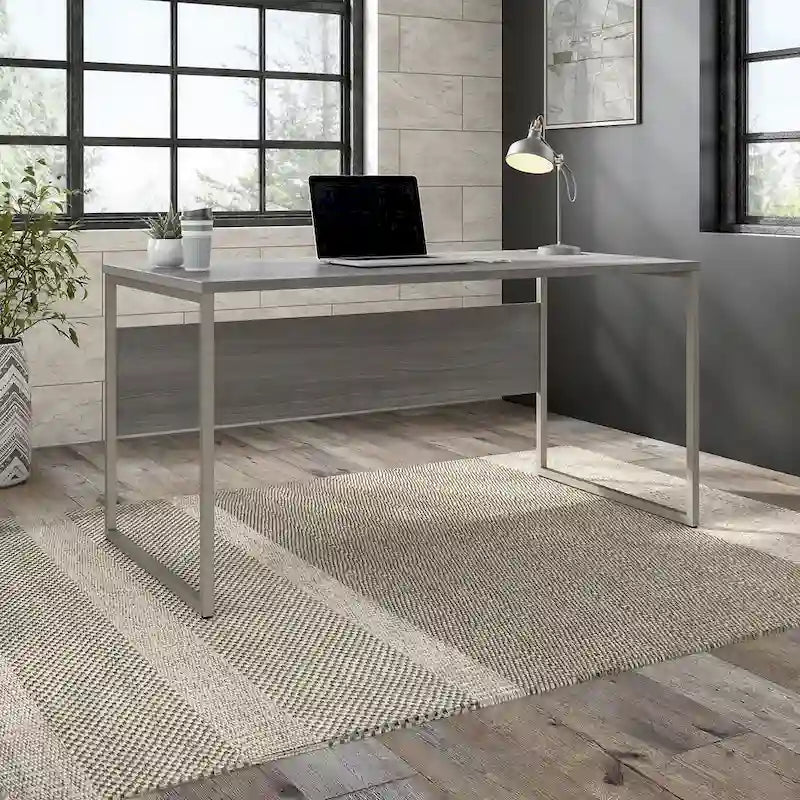 Table d'ordinateur de bureau Hybrid 60W x 30D par Bush Business Furniture