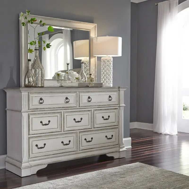 Commode et miroir The Gray Barn Abbey Park marron vieilli et blanc antique