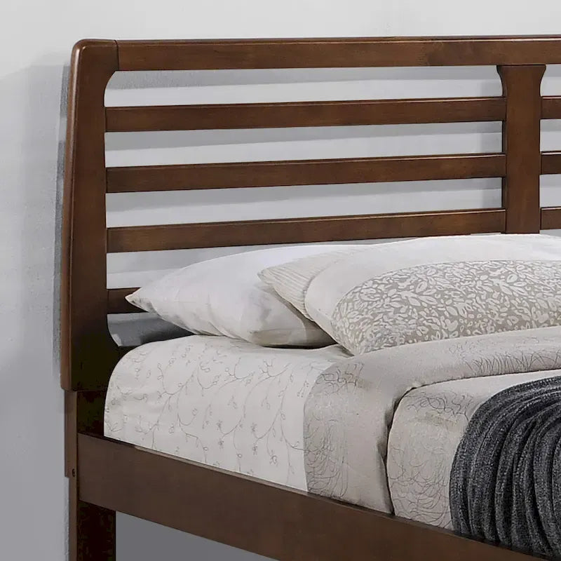 Lit plate-forme Cindy Transitional en bois, grand format, par Christopher Knight Home