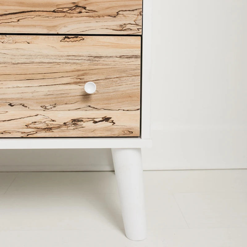 Commode à 6 tiroirs au fini grain de bois Piperton de Signature Design by Ashley