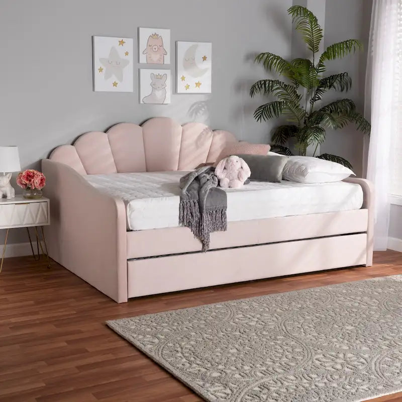 Lit de repos gigogne Queen Size Timila en velours rose clair de style moderne et contemporain