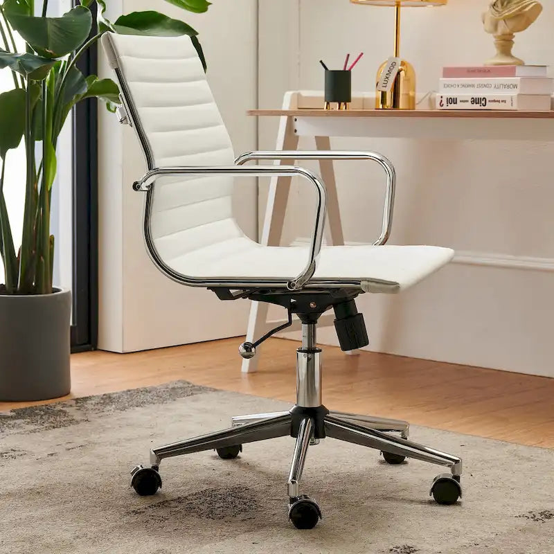 Chaise de bureau à dossier cannelé LUXMOD pour ordinateur et télétravail