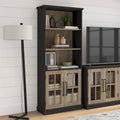 Bibliothèque à 5 étagères Westbrook avec portes vitrées de Bush Furniture