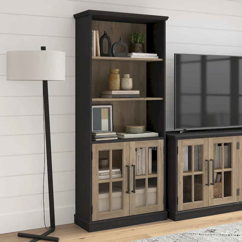 Bibliothèque à 5 étagères Westbrook avec portes vitrées de Bush Furniture