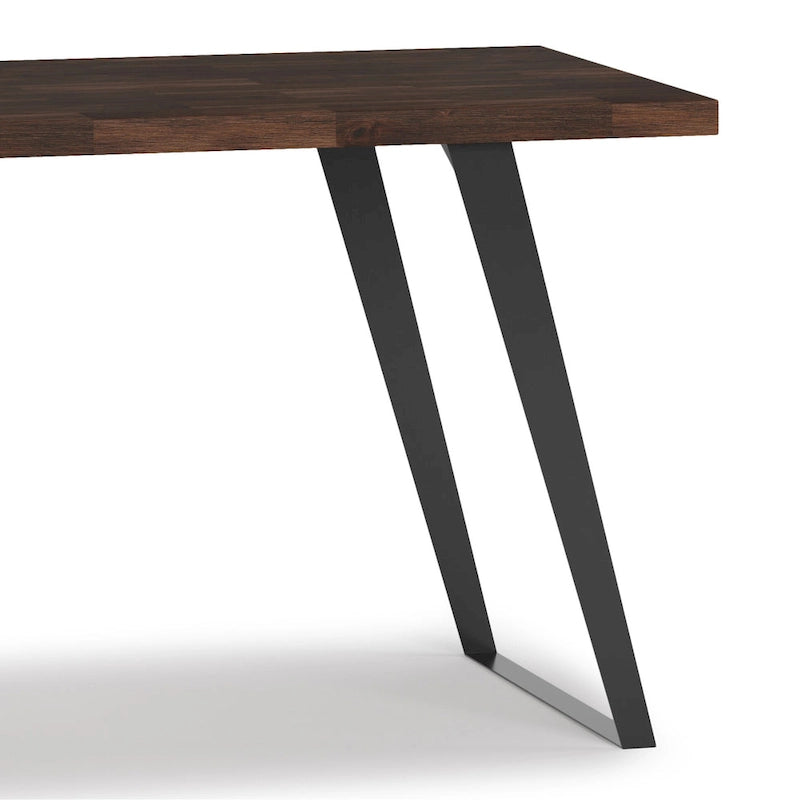 WYNDENHALL Mitchell Bureau plat moderne industriel de 137 cm de large en BOIS D'ACACIA MASSIF