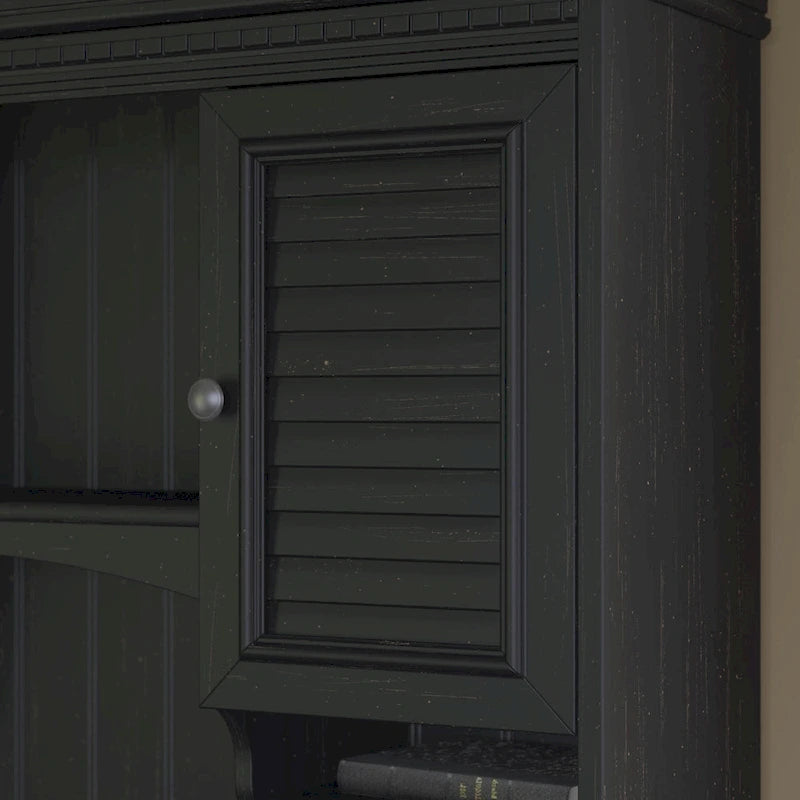 Bureau 60W Fairview avec huche, armoire et bibliothèque de Bush Furniture