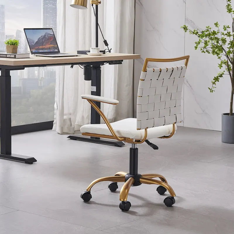 Chaise de bureau pivotante à dossier mi-haut en cuir doré LUXMOD pour ordinateur