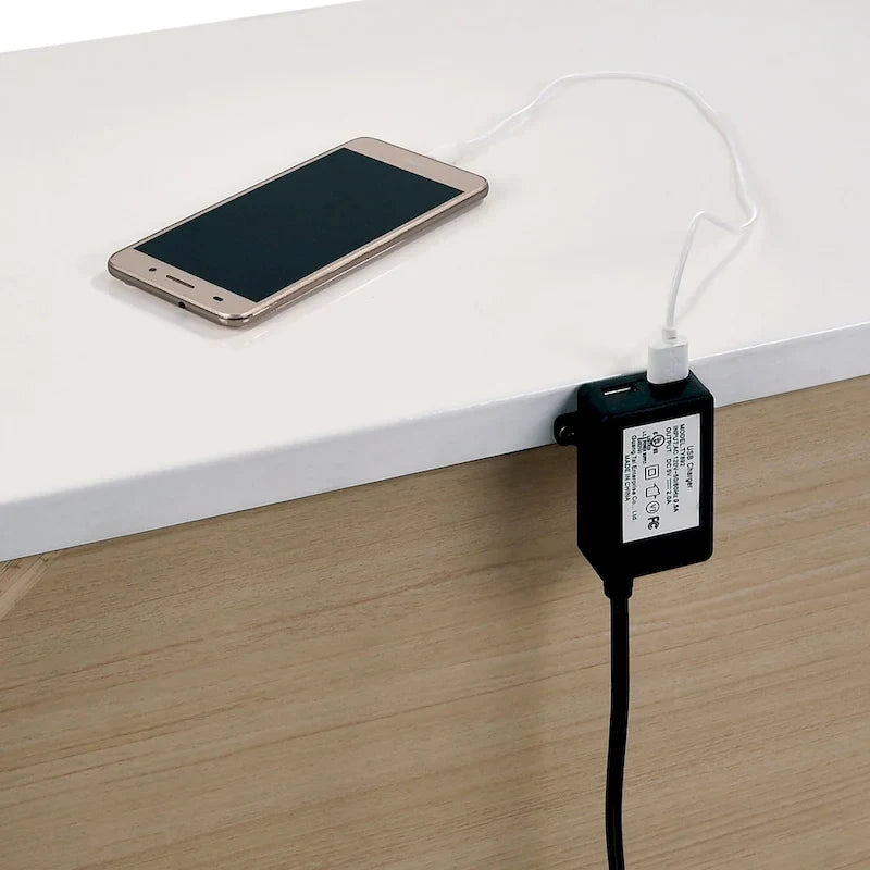 Ensemble de lit 3 pièces contemporain de la collection Champs, avec panneau en bois massif de taille Queen et port USB, par Furniture of America