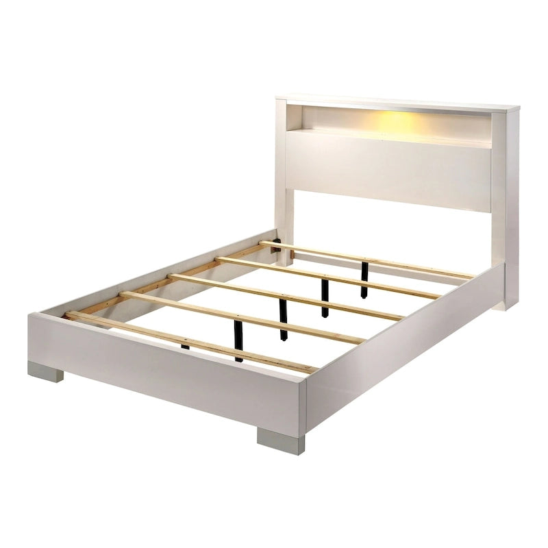 Ensemble de lit 3 pièces contemporain de la collection Champs, avec panneau en bois massif de taille Queen et port USB, par Furniture of America