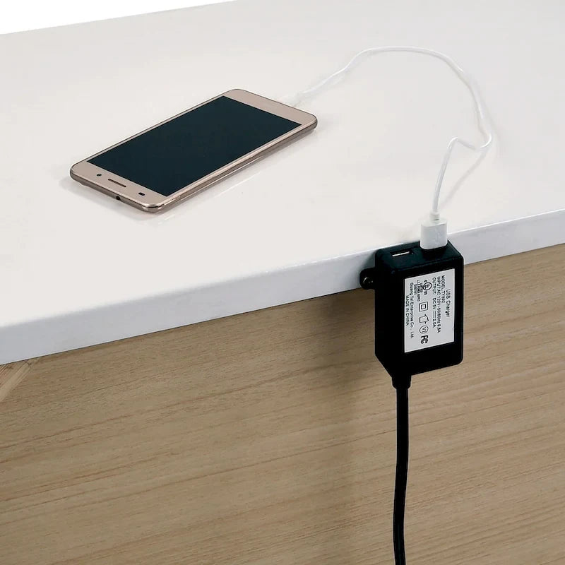 Ensemble de lit 3 pièces contemporain de la collection Champs, avec panneau en bois massif de taille Queen et port USB, par Furniture of America