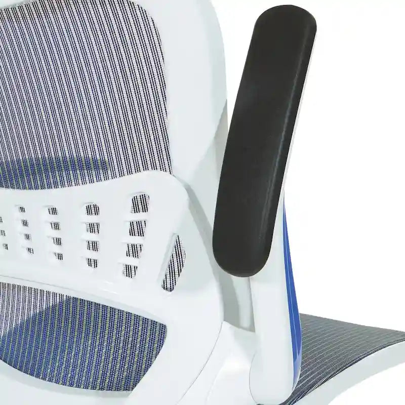 Chaise de bureau Riley avec assise et dossier en maille blanche