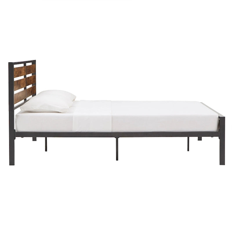 Lit plateforme bas en métal Aabira avec panneaux finition bois par iNSPIRE Q Classic