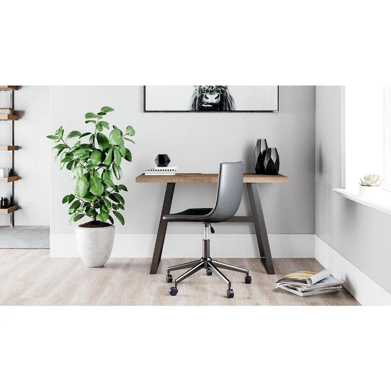 Chaise de bureau pivotante noire décontractée pour le télétravail