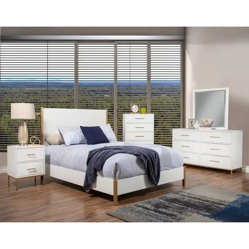 Lit Madelyn en bois avec panneau, de marque Alpine Furniture, en blanc