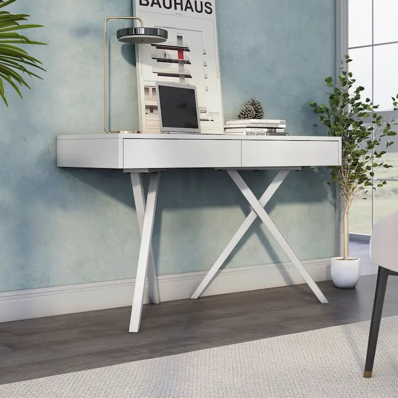 Bureau Foli Transitional de 47 po en bois avec 2 tiroirs, ports USB et prises électriques par Furniture of America