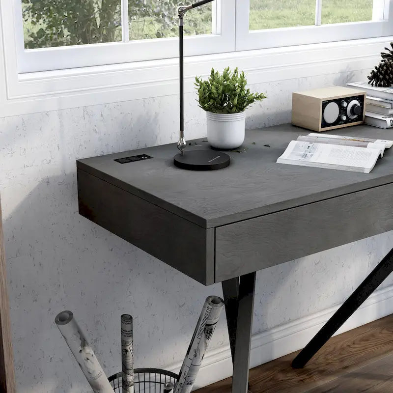 Bureau Foli Transitional de 47 po en bois avec 2 tiroirs, ports USB et prises électriques par Furniture of America