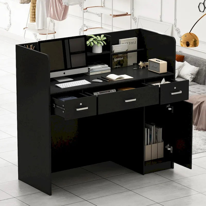 47.2 Comptoir de réception avec rangement verrouillable et table de travail