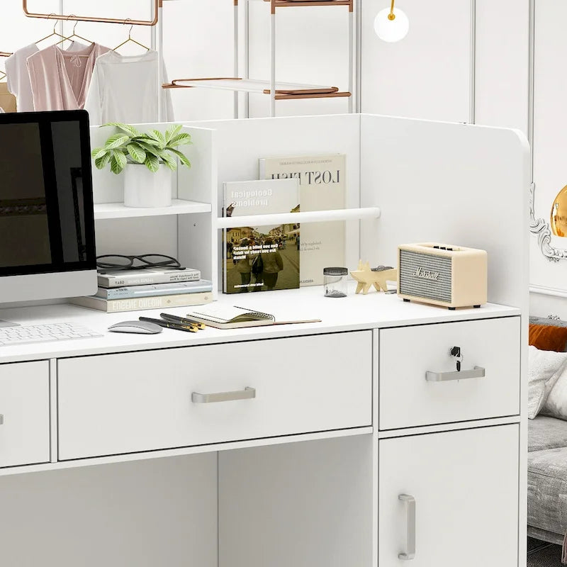 47.2 Comptoir de réception avec rangement verrouillable et table de travail