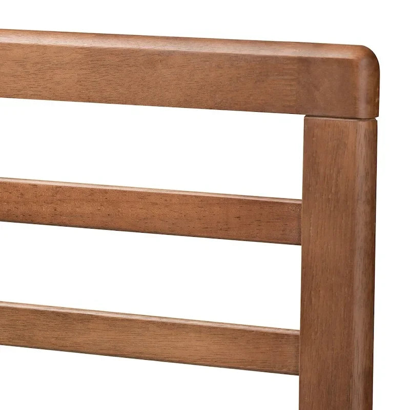 Lit plateforme Carson Carrington Hjulsta en bois, de style moderne du milieu du siècle