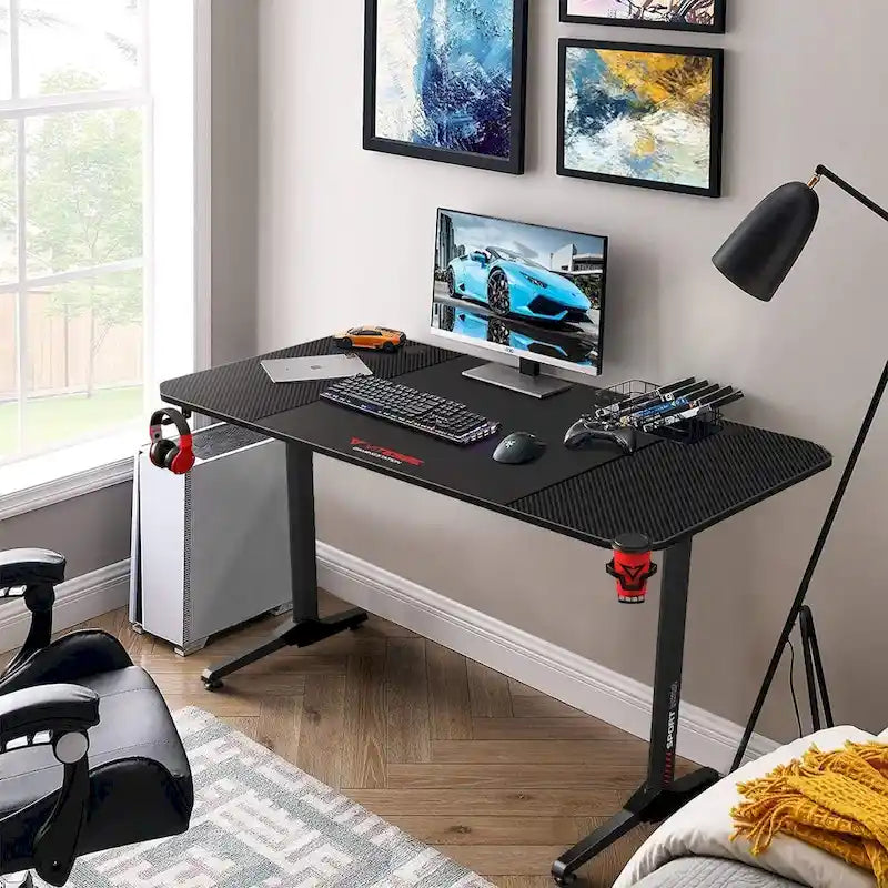 Bureau de jeu ergonomique BOSSIN en forme de T avec tapis de souris pleine surface, support de manette, porte-gobelet et crochet pour casque
