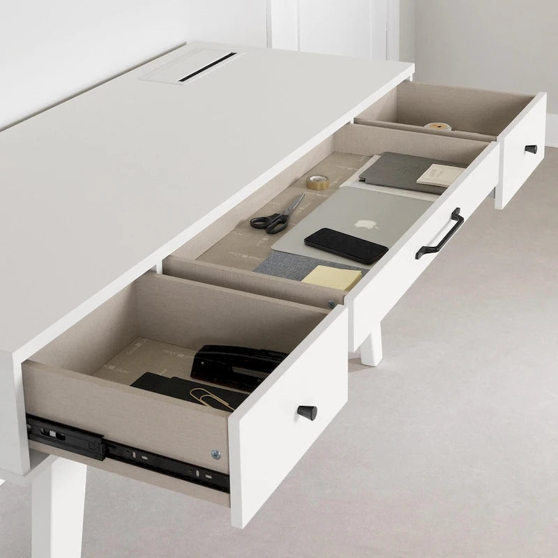 Bureau d'ordinateur Helsy South Shore avec barre d'alimentation