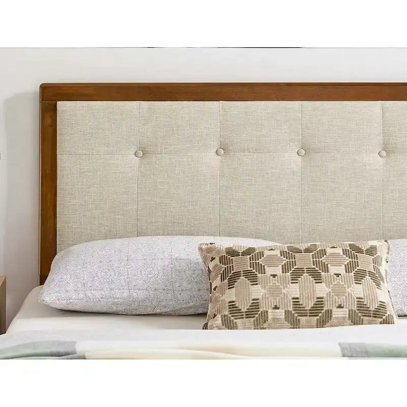 Tête de lit Queen Size Marlin traditionnelle en tissu beige capitonnée en bois de noyer