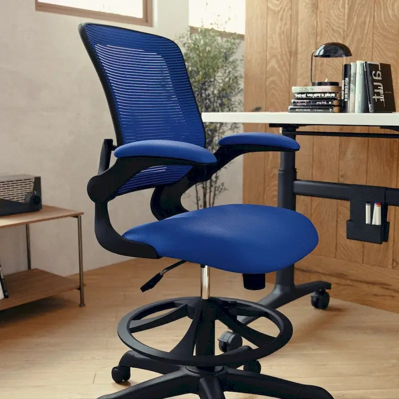 Chaise de bureau ergonomique mi-dossier en maille avec anneau repose-pieds et accoudoirs relevables