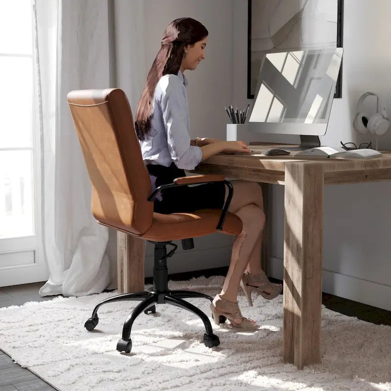Fauteuil de bureau pivotant en cuir synthétique avec dossier mi-haut