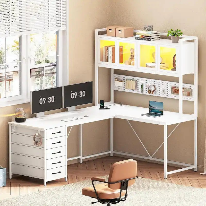 Bureau Gamer en L, Bureau d'Ordinateur avec Panneau Perforé, 5 Tiroirs et Étagère de Rangement