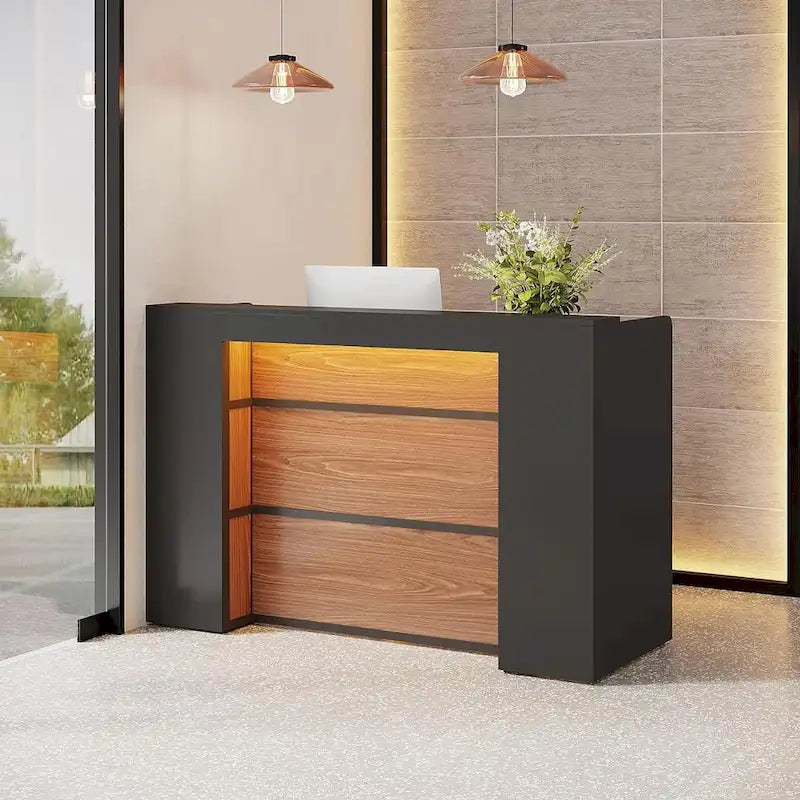Bureau de réception avec lumières LED, grande table de comptoir de réception avec panneaux privés