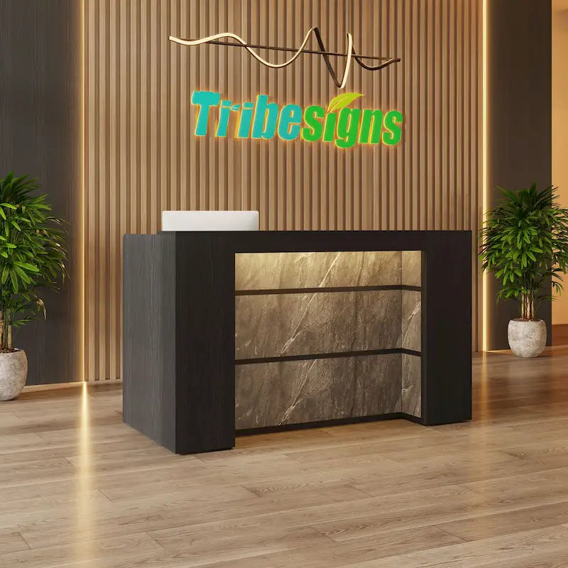 Bureau de réception avec lumières LED, grande table de comptoir de réception avec panneaux privés