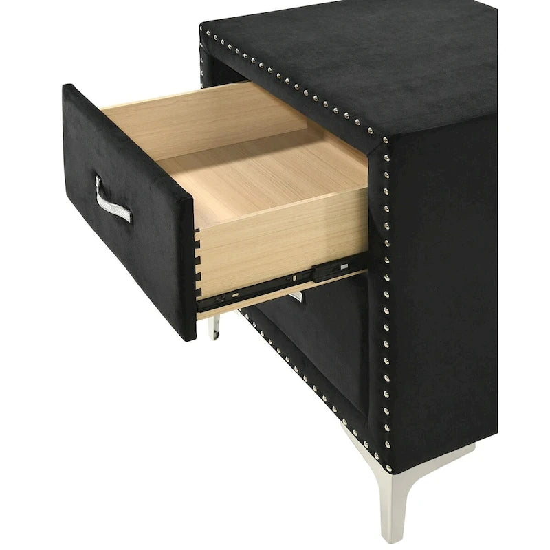 Lit King Sheridan Black Velvet avec tête de lit en velours touffeté et dossier d'ailes