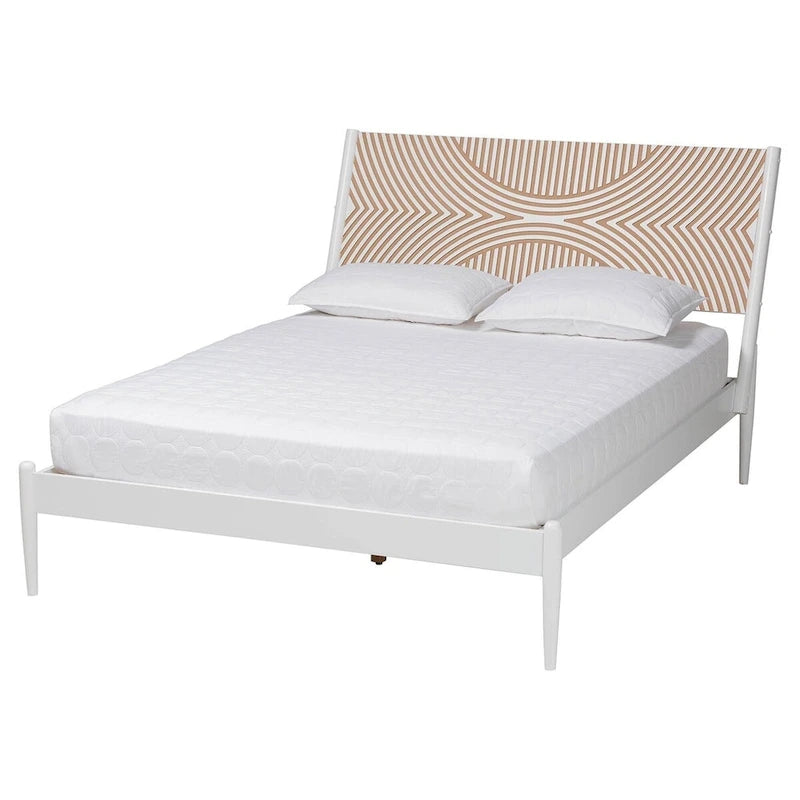 Ensemble de chambre Louetta Coastal White avec détails sculptés et contrastés (3 ou 4 pièces, plusieurs tailles de lit)