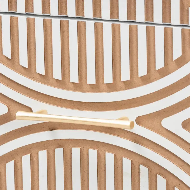 Ensemble de chambre Louetta Coastal White avec détails sculptés et contrastés (3 ou 4 pièces, plusieurs tailles de lit)