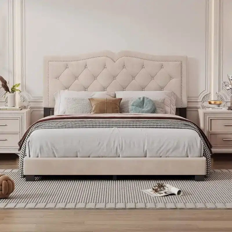 Cadre de lit tapissé Queen Size avec design riveté, lit plateforme moderne en velours avec tête de lit capitonnée
