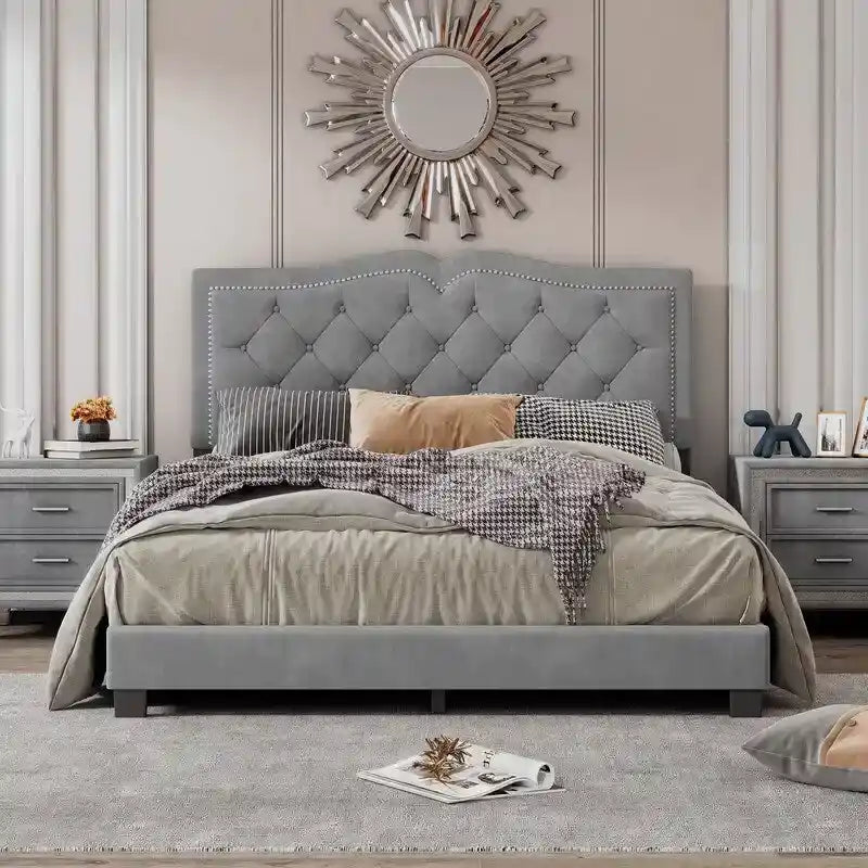 Cadre de lit tapissé Queen Size avec design riveté, lit plateforme moderne en velours avec tête de lit capitonnée