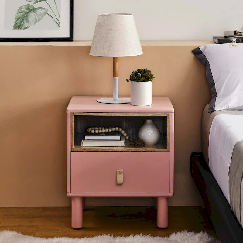 Table de chevet de style moderne avec tiroir