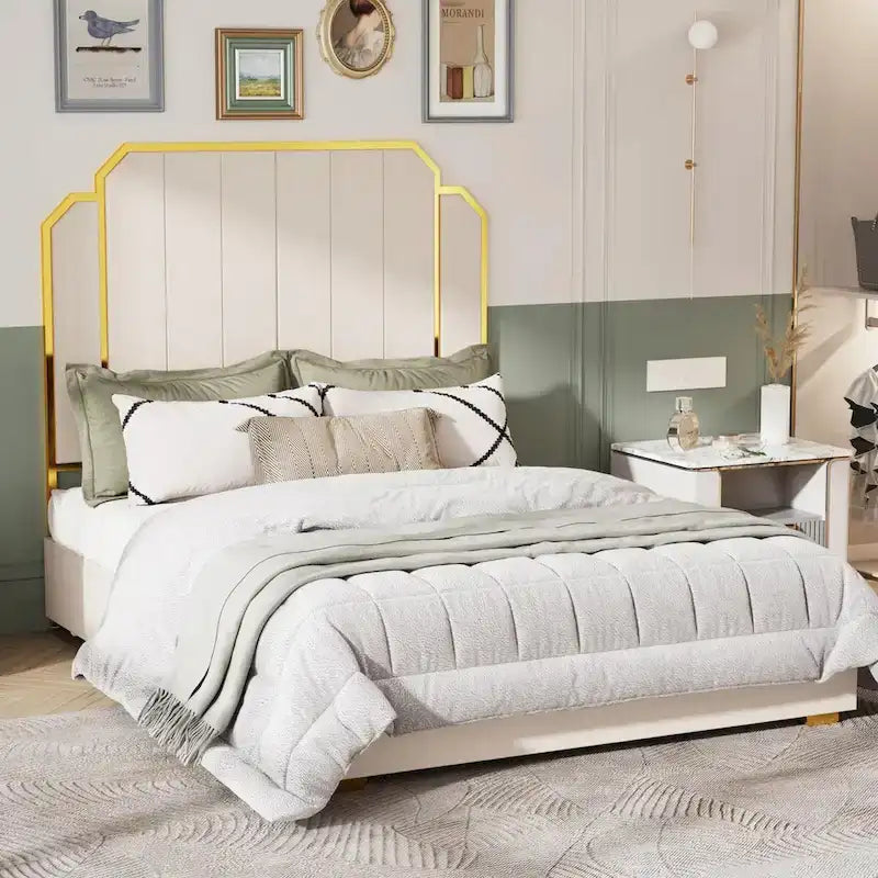Cadre de lit Queen Size rembourré avec tête de lit de 150 cm et garniture plaquée or