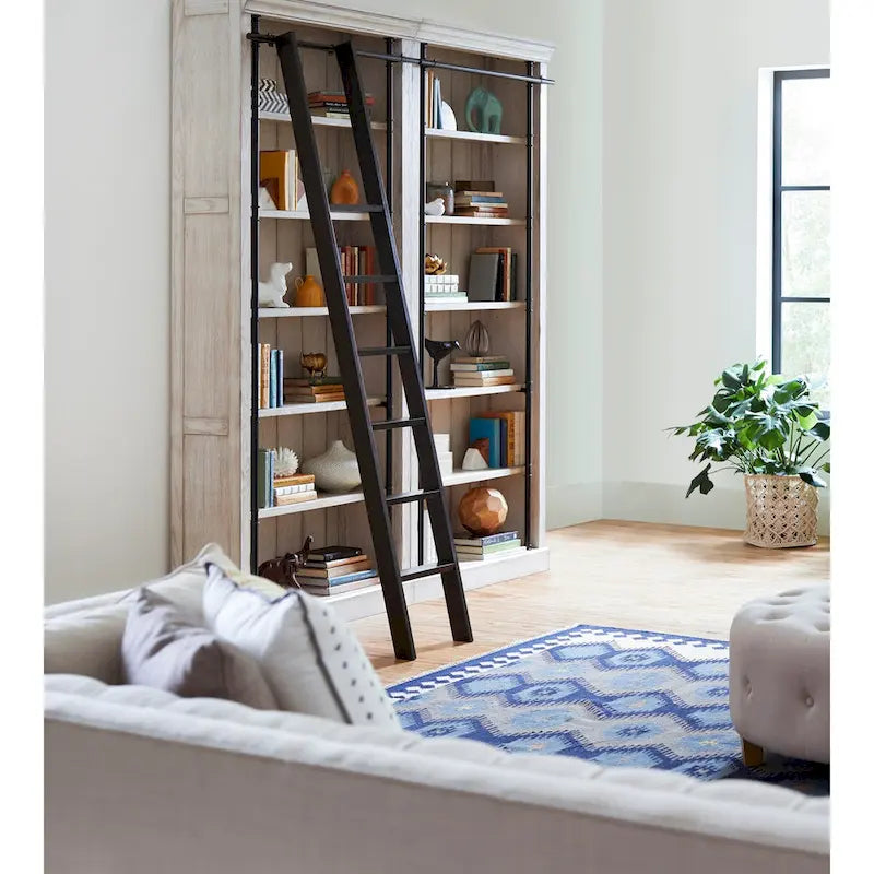 Étagère murale Avondale de 2,4 m de haut avec échelle, meuble de rangement, étagère de présentation pour bureau, marron - 203 larg. x 239 haut. x 38 prof.
