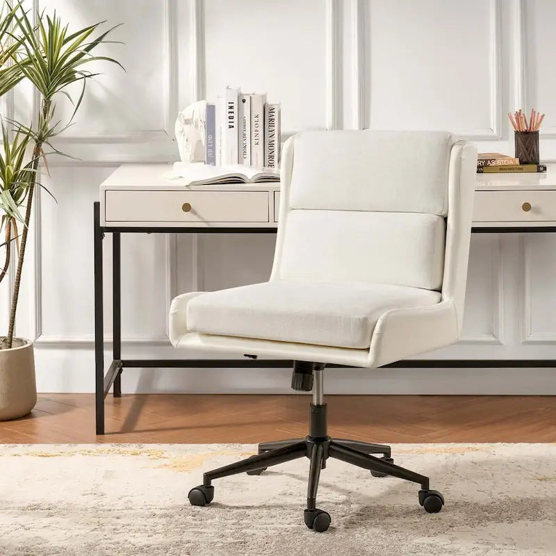 Fauteuil de bureau moderne pivotant et inclinable Siegfried avec revêtement souple amovible par HULALA HOME