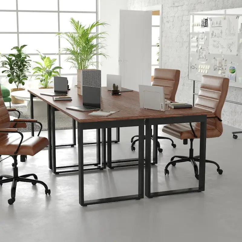 Table de conférence commerciale avec plateau stratifié et piètement en U
