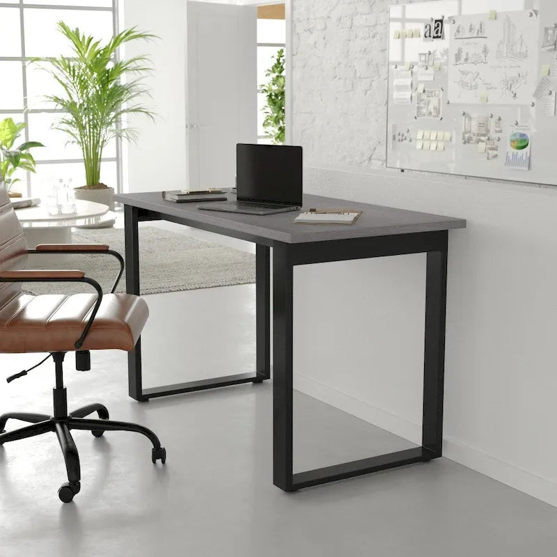 Table de conférence commerciale avec plateau stratifié et piètement en U