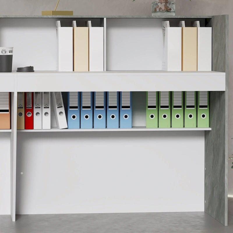 Comptoir de réception blanc avec surface informatique et 4 étagères