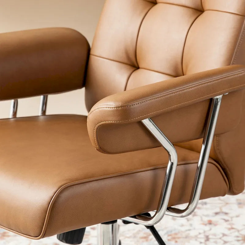 Chaise de bureau pivotante à dossier haut et accoudoirs, réglable par vérin à gaz, en similicuir marron, style Mid-Century Modern, par Glitzhome